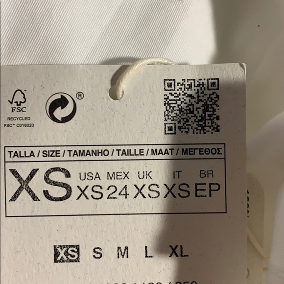 NWT. Zara Trafaluc White Poplin Blouse. Size XS - Picture 4 of 6